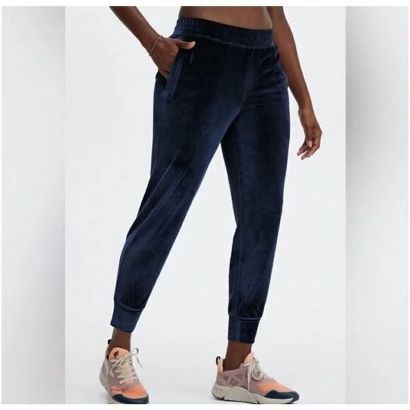 Fabletics Women’s XL Daria Velour Jogger Pants Dark Blue NEW - Picture 1 of 6